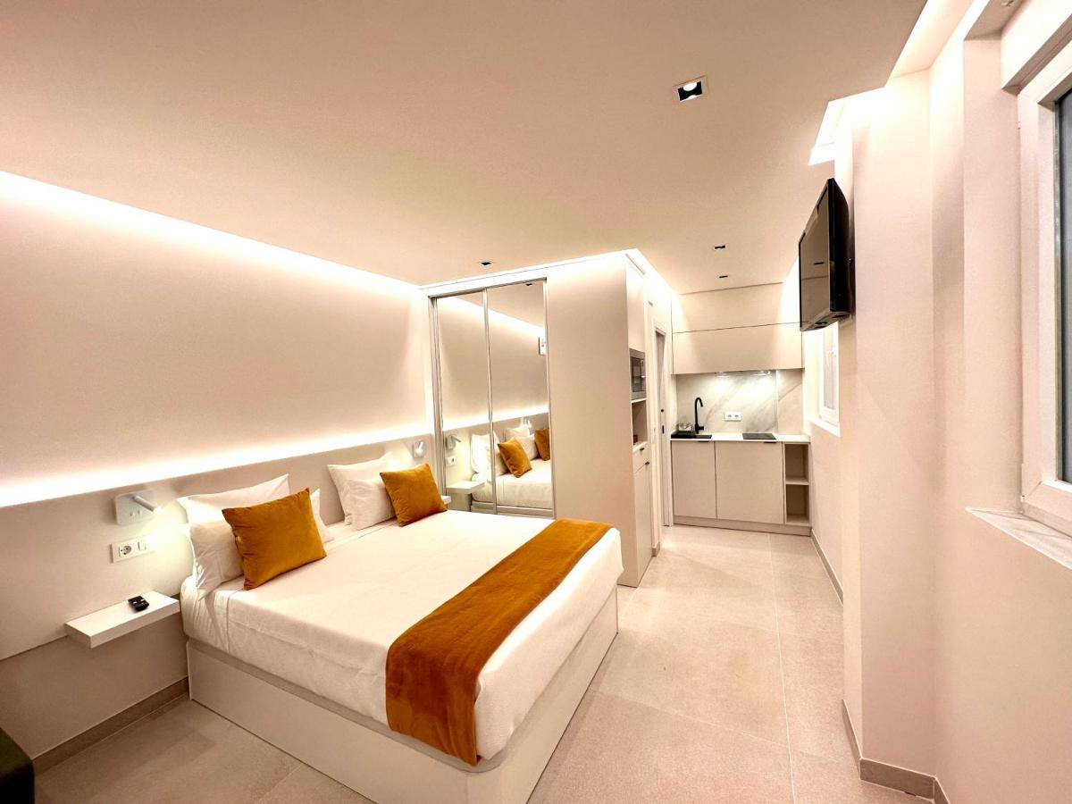 Suite Ron In Marina 2 People Puerto Deportivo ベナルマデナ エクステリア 写真